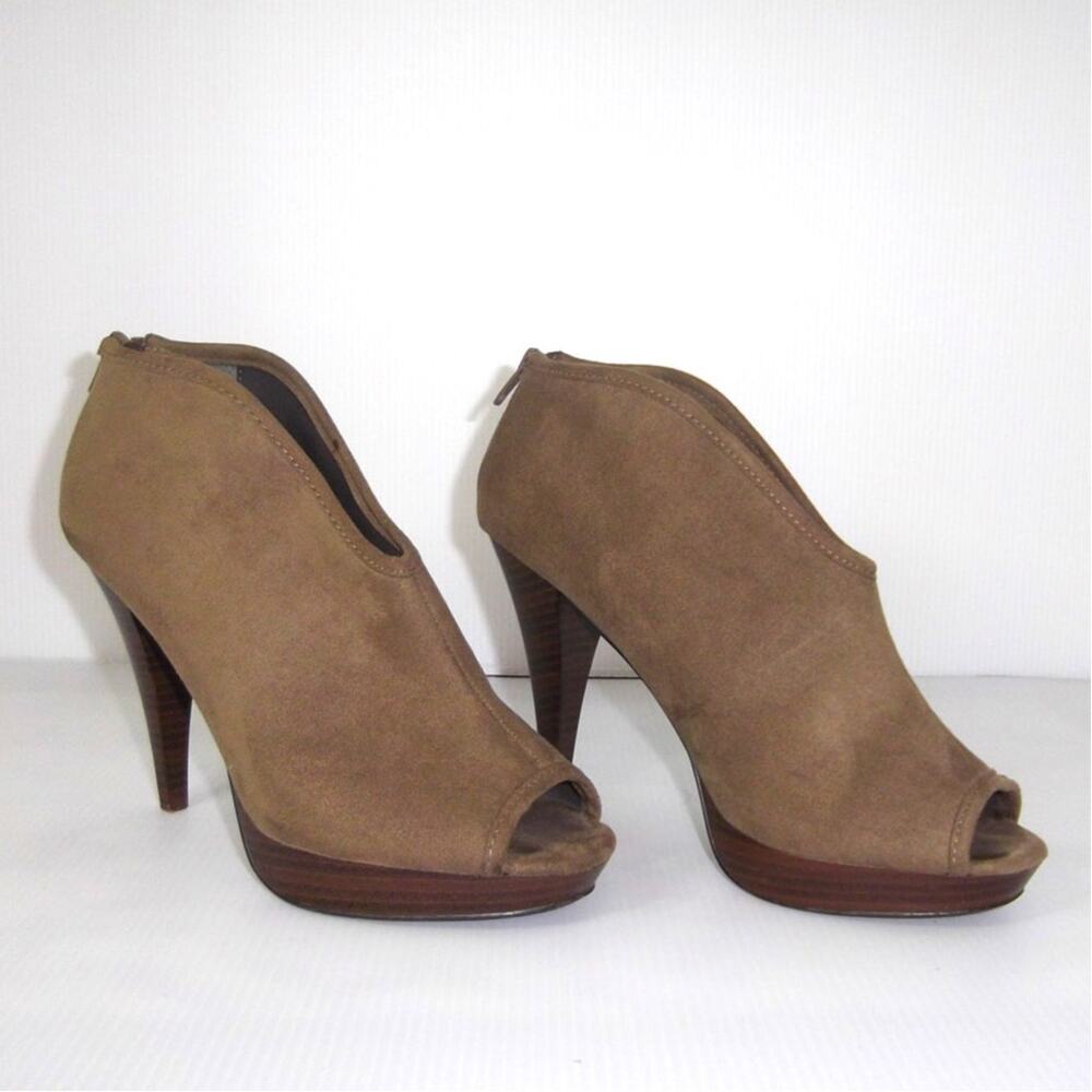 Charming Charlie Boho Y2K Brown Suede V-Front Stiletto Heel Ankle Booties 8.5